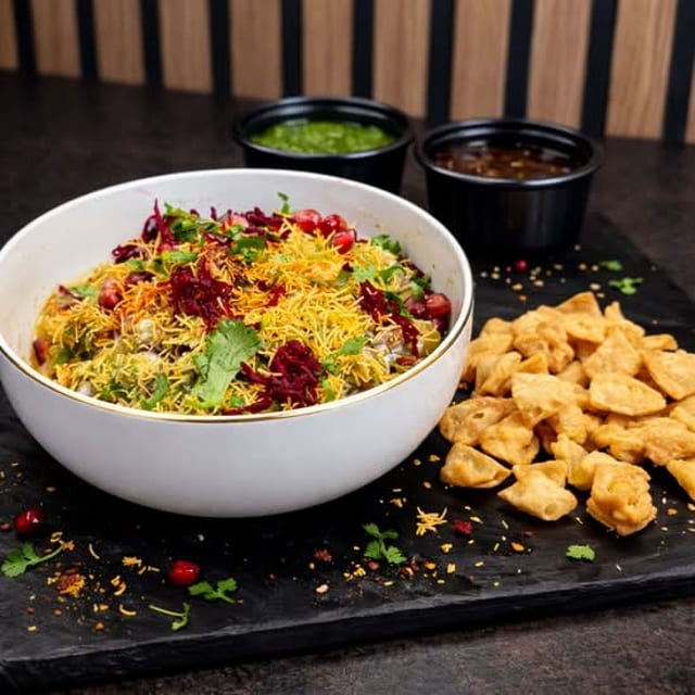 Aloo Papdi Chaat.
